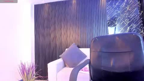 Snapshot of ivannafoxx_ chatting on 07-24-26, 11:08 ivanna online show from 07-24-26, 11:08