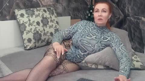 IrennaSplash online show from 12-20-25, 02:18