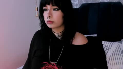 Ivi jones online show from 05-02-26, 06:13