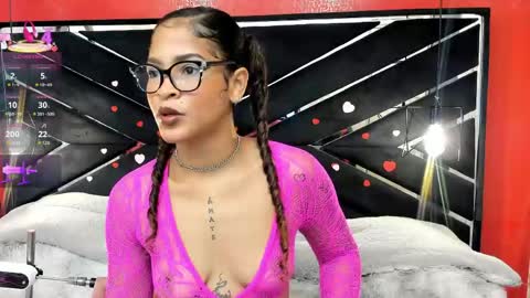 Snapshot of ivisbouncyass chatting on 04-28-26, 01:16 Ivis online show from 04-28-26, 01:16