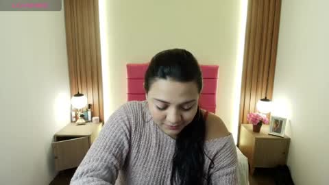 I V O N N E R O S S online show from 04-06-26, 11:55