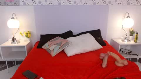 IvonnyBon online show from 04-14-26, 03:34