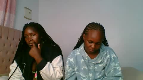ivory_mae online show from 07-28-26, 05:12