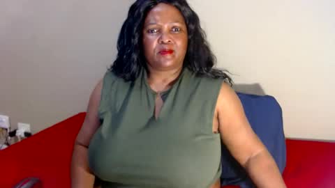 Snapshot of ivorytits48 chatting on 06-13-26, 06:06 IVORYTITS48 online show from 06-13-26, 06:06