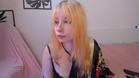 Snapshot of ivorytrace chatting on 07-08-26, 02:32 ivorytrace online show from 07-08-26, 02:32