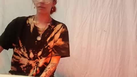 ivorytrixx online show from 12-01-25, 11:54