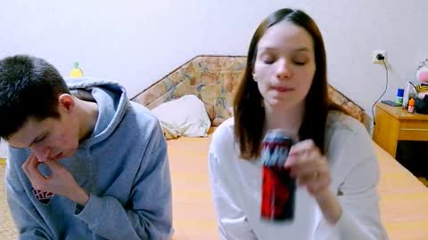 Ivy and Lester online show from 02-27-25, 03:15