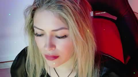 Diana Rojas  online show from 11-20-25, 08:30