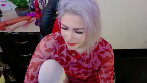 Diana Rojas  online show from 02-12-26, 10:27