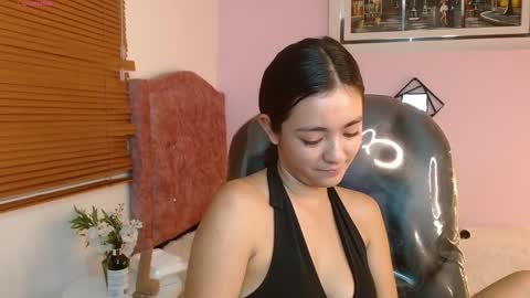 Snapshot of ivy_gail chatting on 02-26-25, 10:15 IVY online show from 02-26-25, 10:15