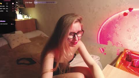 Snapshot of ivy_luv chatting on 01-24-25, 01:24 Ivy online show from 01-24-25, 01:24