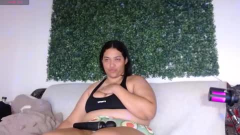 Snapshot of ivy_moon6 chatting on 06-23-26, 03:21 ivy_moon6 online show from 06-23-26, 03:21