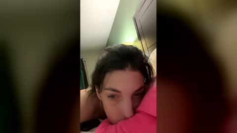 ivy_rose90 online show from 03-11-26, 05:24