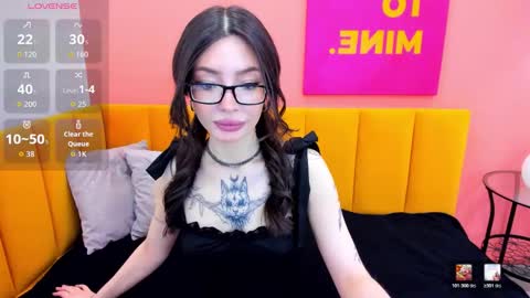 Snapshot of ivydainty chatting on 02-05-26, 01:43 Ivy online show from 02-05-26, 01:43