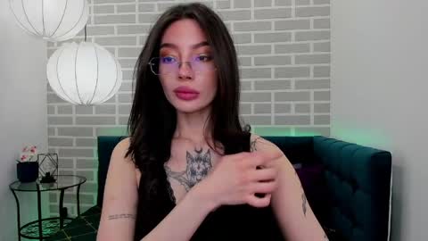 Ivy online show from 05-27-26, 01:46