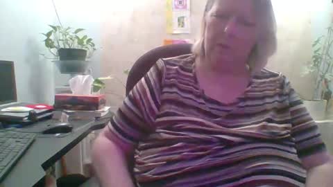 ivyjane3522 online show from 04-09-26, 01:16