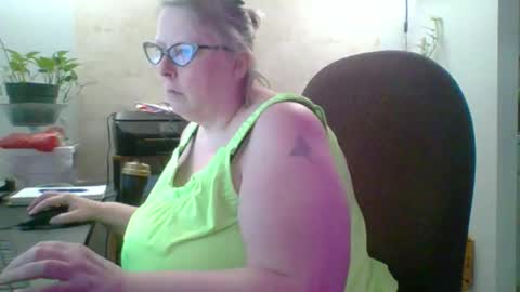 Snapshot of ivyjane3522 chatting on 05-25-26, 07:31 ivyjane3522 online show from 05-25-26, 07:31