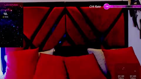 Snapshot of ivymmiller chatting on 01-08-25, 12:28 Ivy Miller online show from 01-08-25, 12:28