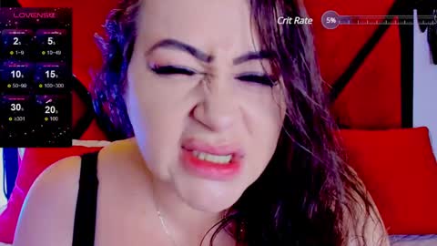 Snapshot of ivymmiller chatting on 01-08-25, 03:29 Ivy Miller online show from 01-08-25, 03:29