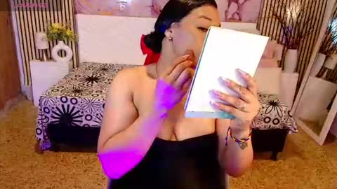 ivyshine7 online show from 07-12-26, 06:54