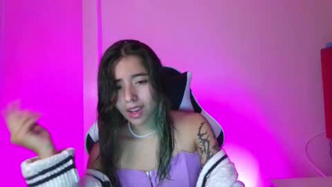 Ivy  online show from 02-12-26, 11:22