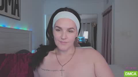 Ivy Swings online show from 03-17-26, 08:06