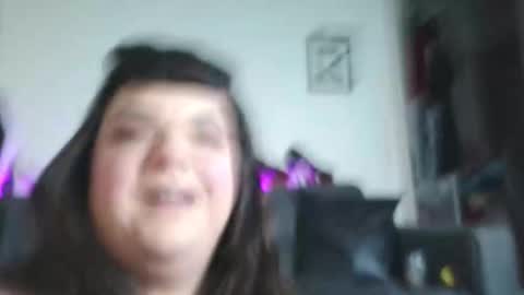 Gwen LaCourt online show from 11-10-25, 12:15