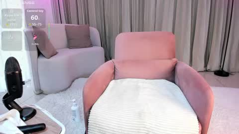 Snapshot of ixchelcherry chatting on 06-10-26, 09:57 Ixchel online show from 06-10-26, 09:57