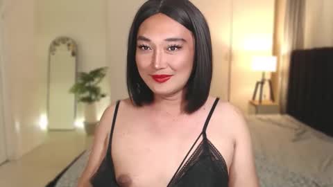 iya_hermosa online show from 04-17-26, 01:58