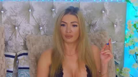 Snapshot of izabellle02 chatting on 05-26-26, 03:13 Izabella online show from 05-26-26, 03:13