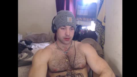 Snapshot of izak144 chatting on 02-10-25, 10:19 izak144 online show from 02-10-25, 10:19