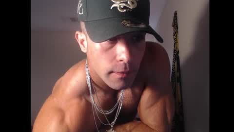 Snapshot of izak144 chatting on 10-03-25, 04:26 izak144 online show from 10-03-25, 04:26