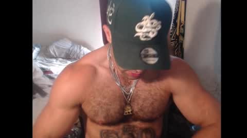 Snapshot of izak144 chatting on 10-09-25, 07:01 izak144 online show from 10-09-25, 07:01