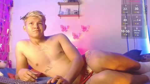 Snapshot of izan_02 chatting on 02-04-26, 12:00 izan online show from 02-04-26, 12:00