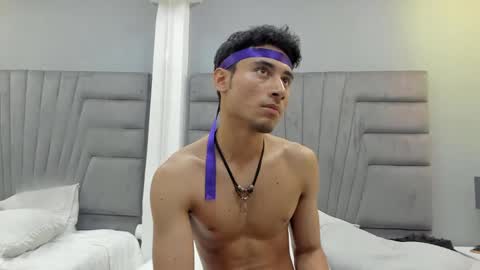 Snapshot of izato chatting on 02-24-25, 05:31 izato online show from 02-24-25, 05:31