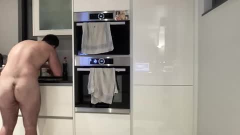 Izylduur online show from 01-17-26, 04:06