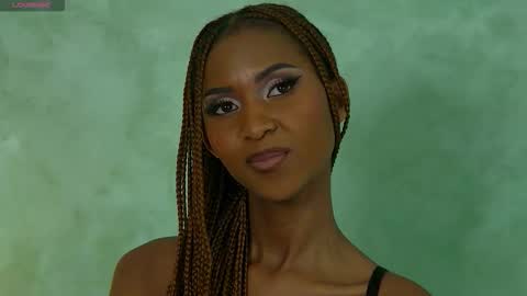 Snapshot of izzie_sugar chatting on 11-01-25, 07:38 Sugar Babe online show from 11-01-25, 07:38