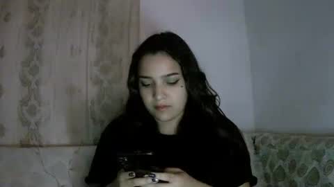 Snapshot of izzy_32 chatting on 02-09-26, 06:28 izzy_32 online show from 02-09-26, 06:28