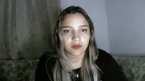 Snapshot of izzy_32 chatting on 03-09-26, 07:12 izzy_32 online show from 03-09-26, 07:12