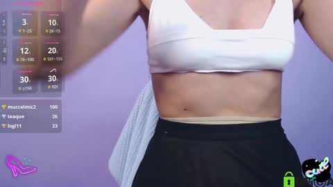 Queen of nylon  Victoria online show from 12-07-24, 08:55