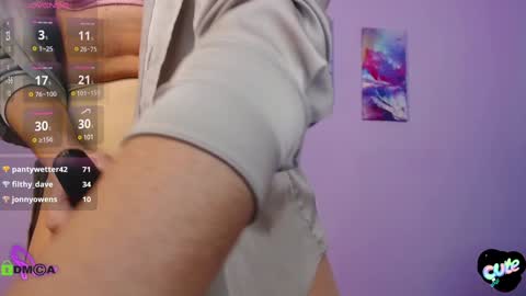 Queen of nylon  Victoria online show from 12-30-24, 08:43