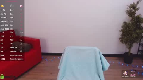 Snapshot of izzy_cam chatting on 06-18-26, 05:41 Queen of nylon Victoria online show from 06-18-26, 05:41