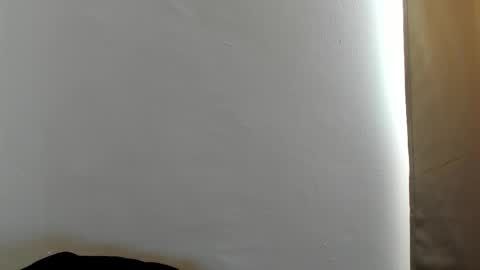 Izzy online show from 05-09-26, 03:28