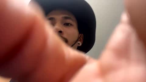 Snapshot of j0nnyk1ng chatting on 03-05-25, 12:27 Mugen online show from 03-05-25, 12:27