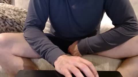 Snapshot of j335129 chatting on 01-08-26, 07:21 James online show from 01-08-26, 07:21