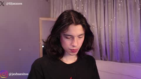 Hey im Jaxxxon check my info     online show from 04-29-26, 11:47