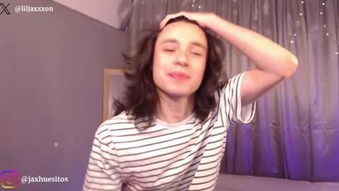 Hey im Jaxxxon check my info     online show from 05-04-26, 12:34