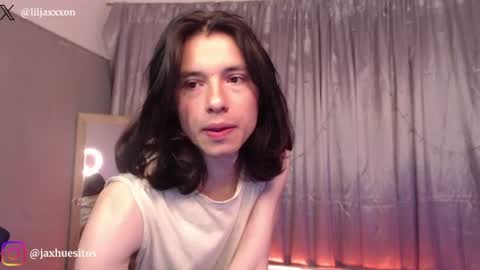 Hey im Jaxxxon check my info     online show from 06-10-26, 11:09
