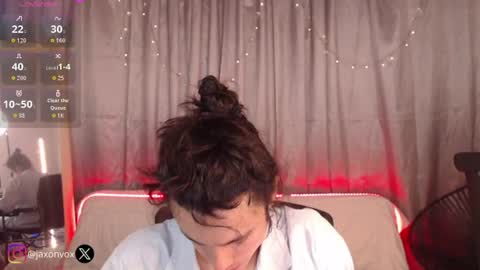 Snapshot of j_a_x_x_x_o_n chatting on 07-21-26, 12:29 Hey im Jaxxxon check my info online show from 07-21-26, 12:29