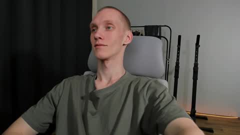 Danny online show from 01-06-25, 02:37